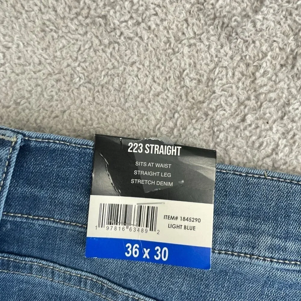 NEW Lucky Brand 223 Straight Leg Jeans Men's 36x30 Light Blue Stretch Denim
